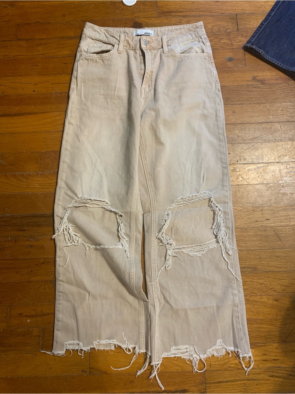 Vervet Leslie 90’s wide leg crop Beige Distressed Women's Jeans